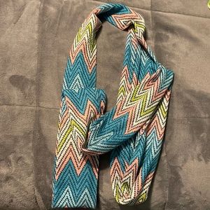 Infinity scarf